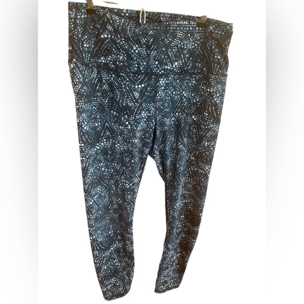 Navy Geometric High Rise Leggings Size Large 25” Inseam Yoga Athleisure - Picture 3 of 7
